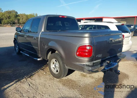 2002 Ford F-150 Lariat/Xlt из США, поврежденный, VIN 1FTRW07672KE40157